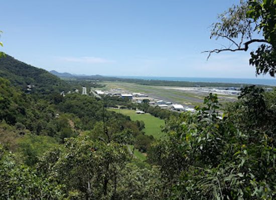 australia/cairns/attraction/red-arrow-circuit-lookout