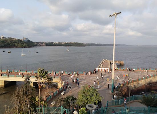 india/panaji/attraction/dona-paula-view-point