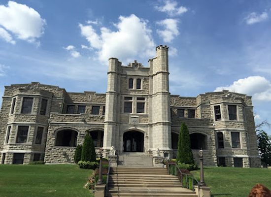 missouri/west-central-missouri/attraction/pythian-castle