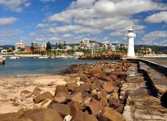 australia/illawarra/attraction/wollongong-breakwater-lighthouse