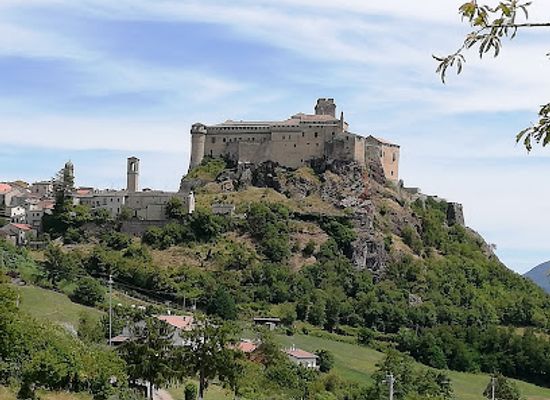 italy/emilia-romagna-riviera/attraction/castle-of-bardi