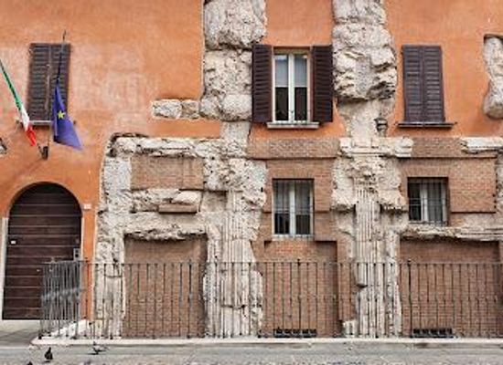 italy/lombardy/attraction/roman-basilica