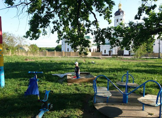 ukraine/kyiv/holosiivskyi-district/attraction/vikovyy-dub