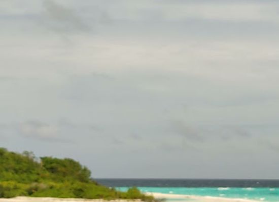 maldives/gaafu-dhaalu-atoll/attraction/hinaa-maagalaa