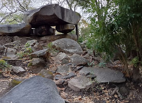 malawi/zomba-plateau/attraction/sanjika-rocks