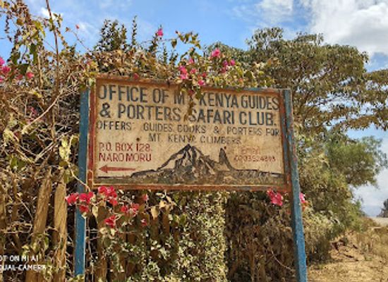 kenya/mount-kenya-national-park/attraction/mounting-climbing-porters-and-guides-centre