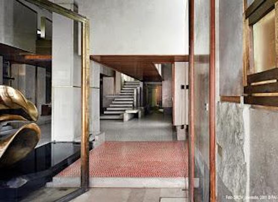 italy/venice/attraction/negozio-olivetti
