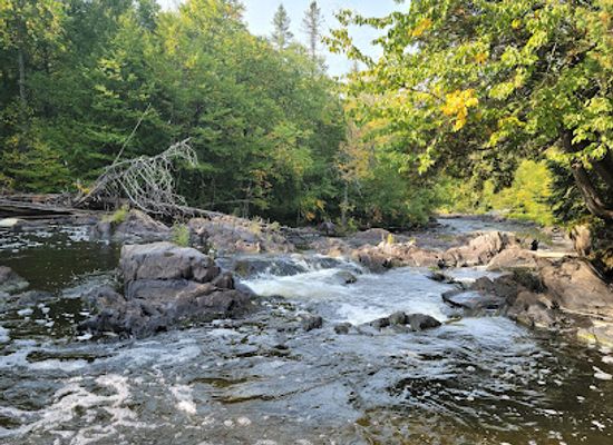michigan/upper-peninsula/attraction/yondota-falls