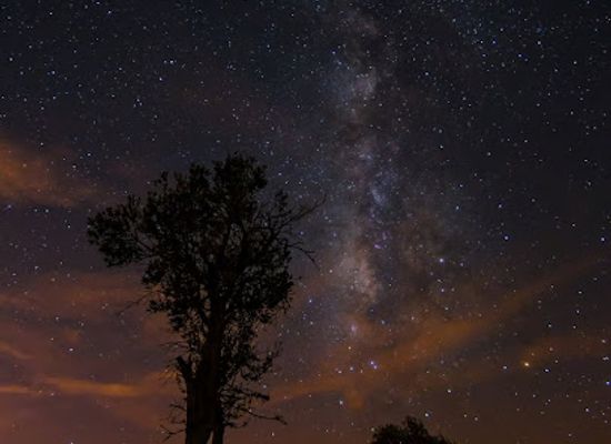 oman/al-hajar-al-gharbi/attraction/al-hajar-al-garbee-reserve-for-star-lights