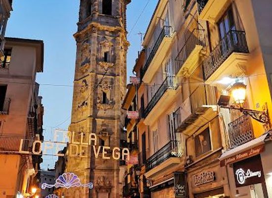 spain/valencia/attraction/pl-de-santa-caterina