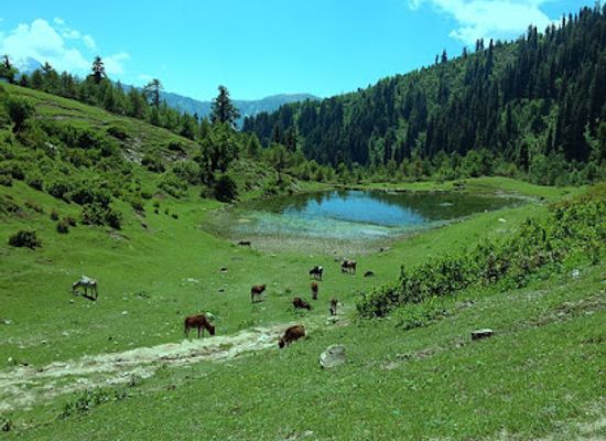 pakistan/makra-peak/attraction/siri-lake