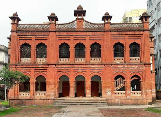 bangladesh/madhupur-tract/attraction/dhola-jamidar-bari-wari