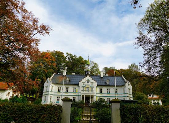 germany/bavarian-forest-national-park/attraction/schloss-buchenau