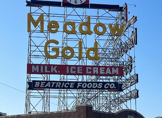 oklahoma/tulsa/attraction/meadow-gold-sign