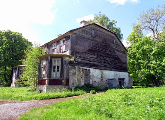 estonia/parnumaa/attraction/kiideva-manor