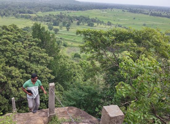 sri-lanka/moneragala-district/attraction/lahugala-kitulana-national-park