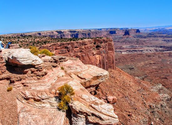 utah/canyonlands/attraction/buck-canyon-overlook