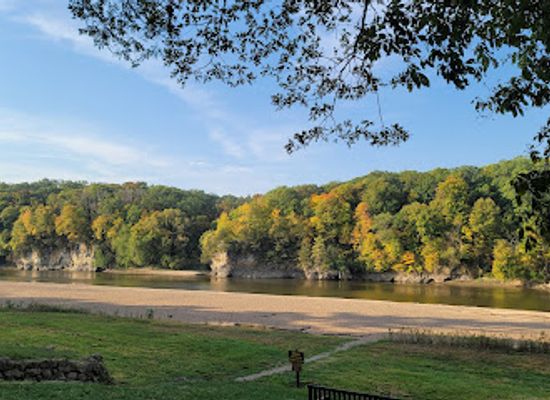 iowa/historic-hills-scenic-byway/attraction/palisades-kepler-state-park