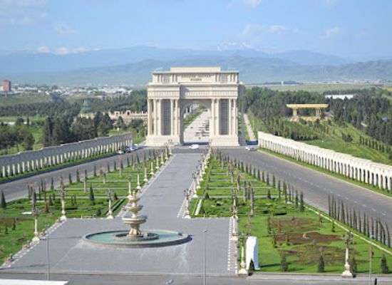azerbaijan/ganja/attraction/heyder-eliyev-parki-yeni-ganja