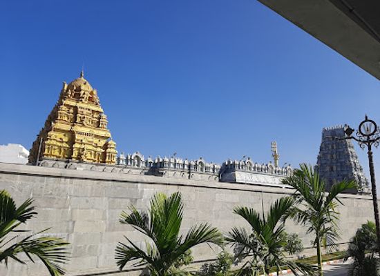 india/hyderabad/attraction/sri-venkateshwara-swamy-temple-ttd-jubilee-hills