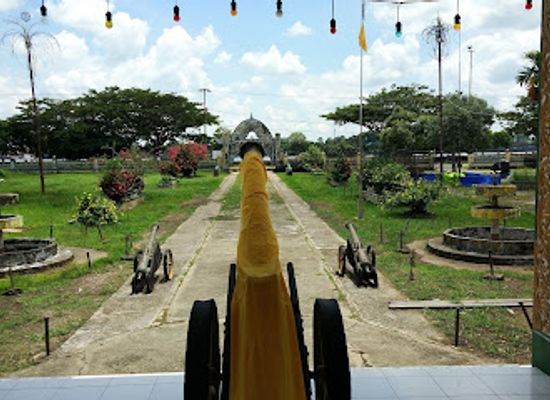 indonesia/south-kalimantan/attraction/museum-kesultanan-bulungan