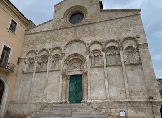 italy/molise/attraction/cathedral-of-saint-mary-of-the-purification