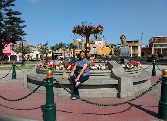 peru/callao/attraction/plaza-bolivar