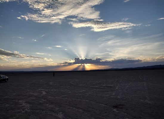 nevada/hoover-dam/attraction/boulder-city-dry-lake-bed