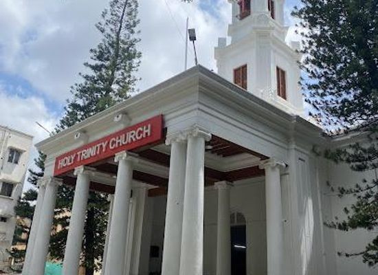 india/bengaluru/attraction/csi-holy-trinity-church