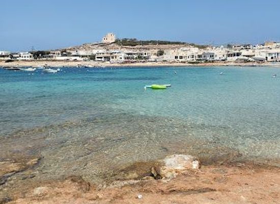 malta/mellieha/attraction/white-tower-bay