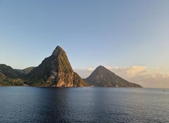 saint-lucia/choiseul/attraction/soufriere-bay