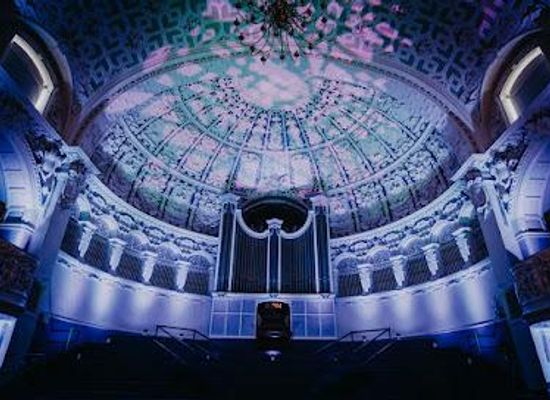 united-kingdom/oxford/landmark/oxford-town-hall