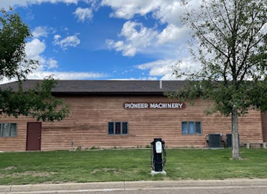 north-dakota/dickinson/attraction/pioneer-machinery-hall
