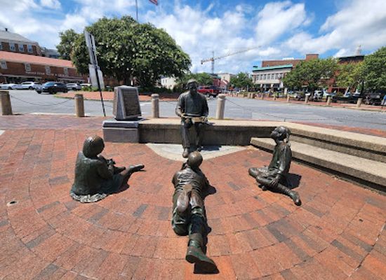 maryland/capital-region/attraction/kunta-kinte-alex-haley-memorial