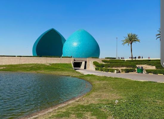 iraq/baghdad/al-karada/attraction/martyr-monument
