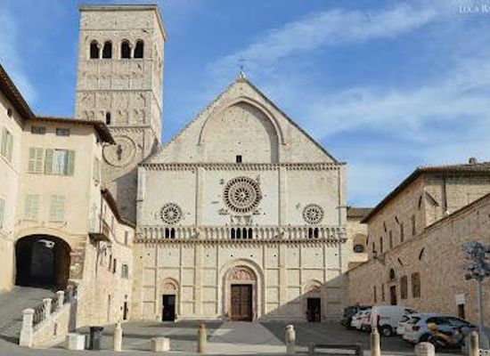 italy/assisi/attraction/cathedral-of-san-rufino