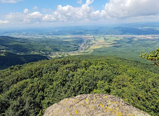 slovakia/zemplinska-sirava/attraction/sninsky-kamen