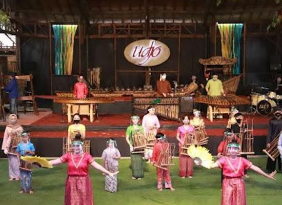 indonesia/bandung/attraction/saung-angklung-udjo