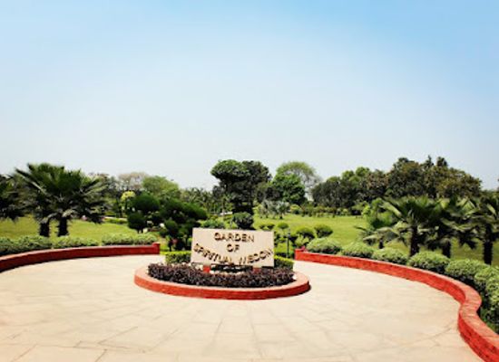 india/varanasi/sarnath/attraction/garden-of-spiritual-wisdom