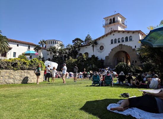 california/santa-barbara/attraction/santa-barbara-county-courthouse-gardens