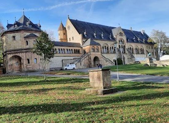 germany/harz-mountains/attraction/imperial-palace-of-goslar