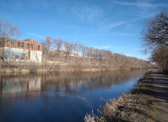 illinois/rock-river-valley/attraction/canal-lock-number-14
