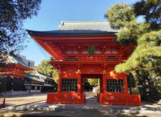 japan/kai/attraction/ana-hachimangu-shrine