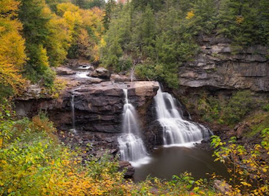 west-virginia/blackwater-falls-state-park/attraction/blackwater-falls-boardwalk