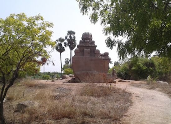 india/mahabalipuram/attraction/valiyan-pidari-radham