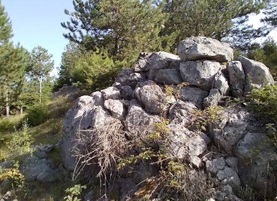 albania/kurbin/attraction/bujtina-osman-disha
