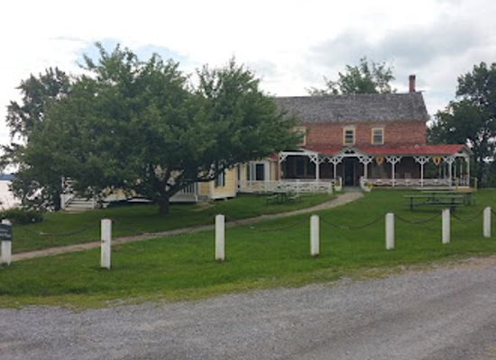 vermont/washington-county/attraction/chimney-point-historic-museum