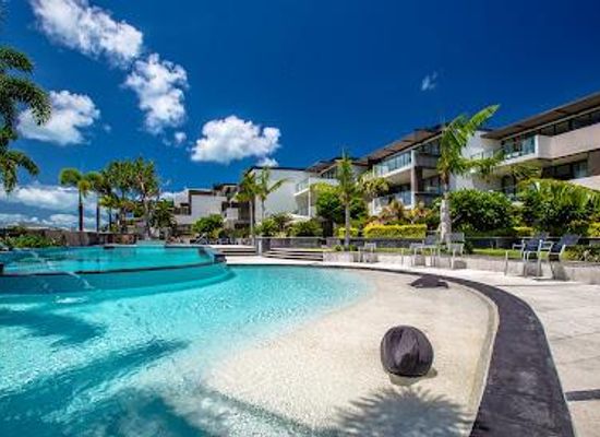 australia/airlie-beach/attraction/mirage-whitsundays