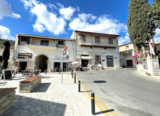 cyprus/larnaca-district/attraction/lefkara-square