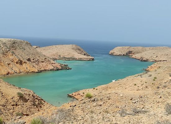 oman/muscat-governorate/attraction/bandar-al-khairan-viewpoint